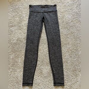 Lululemon Women’s Gray Heather Low Rise Leggings 29” Inseam Fits Size 4/6